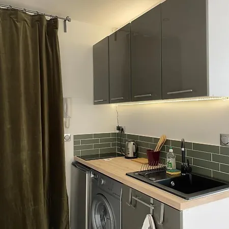 Studio 22M2 Argenteuil *